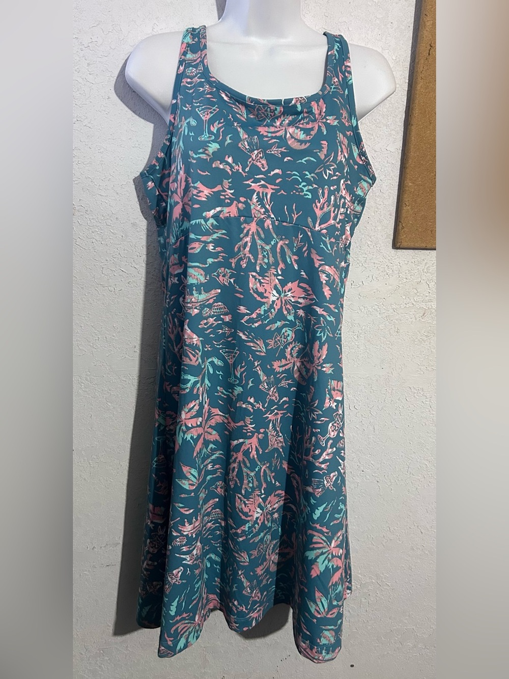 Columbia Women's Sleeveless Dress Tropical Design PFG, Cooling, Size L